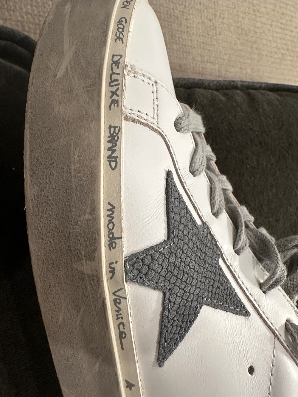 Golden Goose White Leather Sneakers with Pink Heel and Gray Laces - Picture 7 of 9